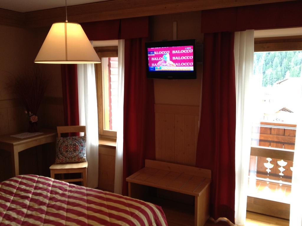 Albergo Garni Ajarnola Auronzo di Cadore Zimmer foto