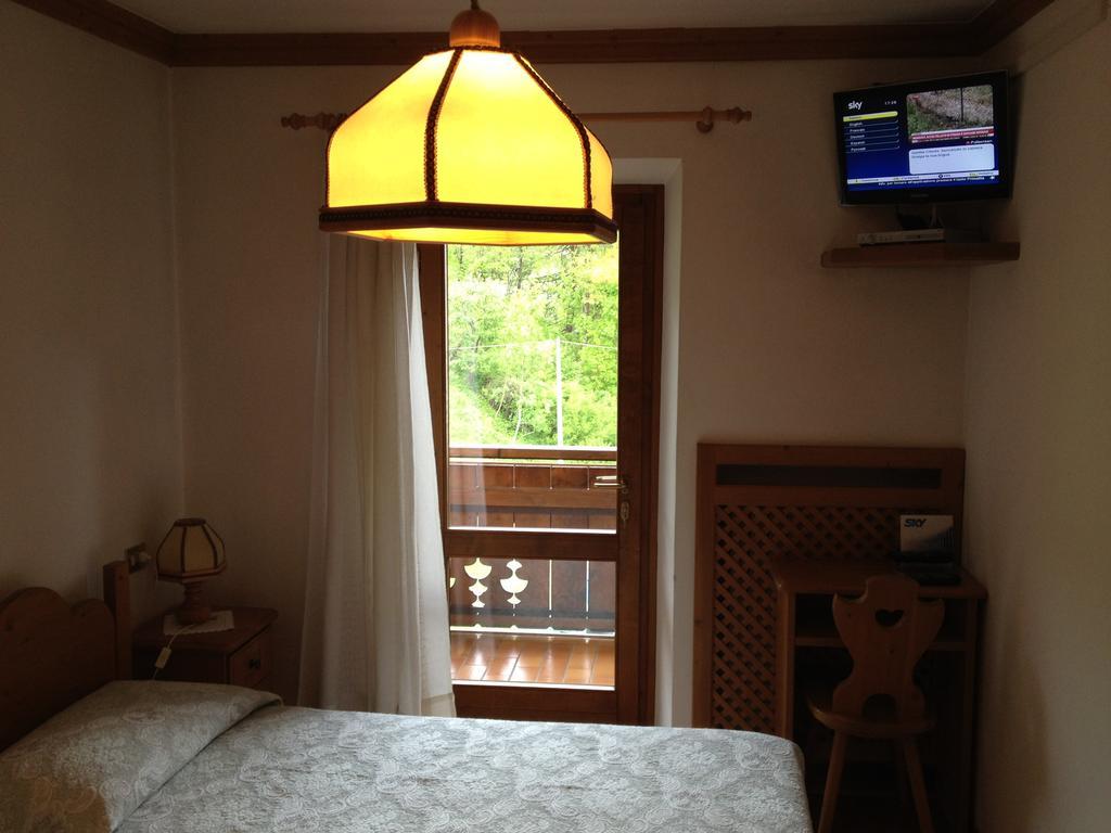 Albergo Garni Ajarnola Auronzo di Cadore Zimmer foto